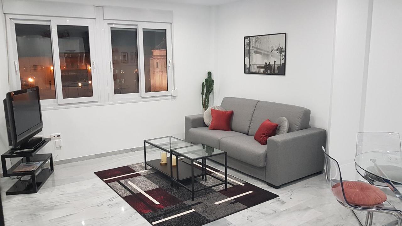 Atocha 3 Lägenhet Málaga Exteriör bild
