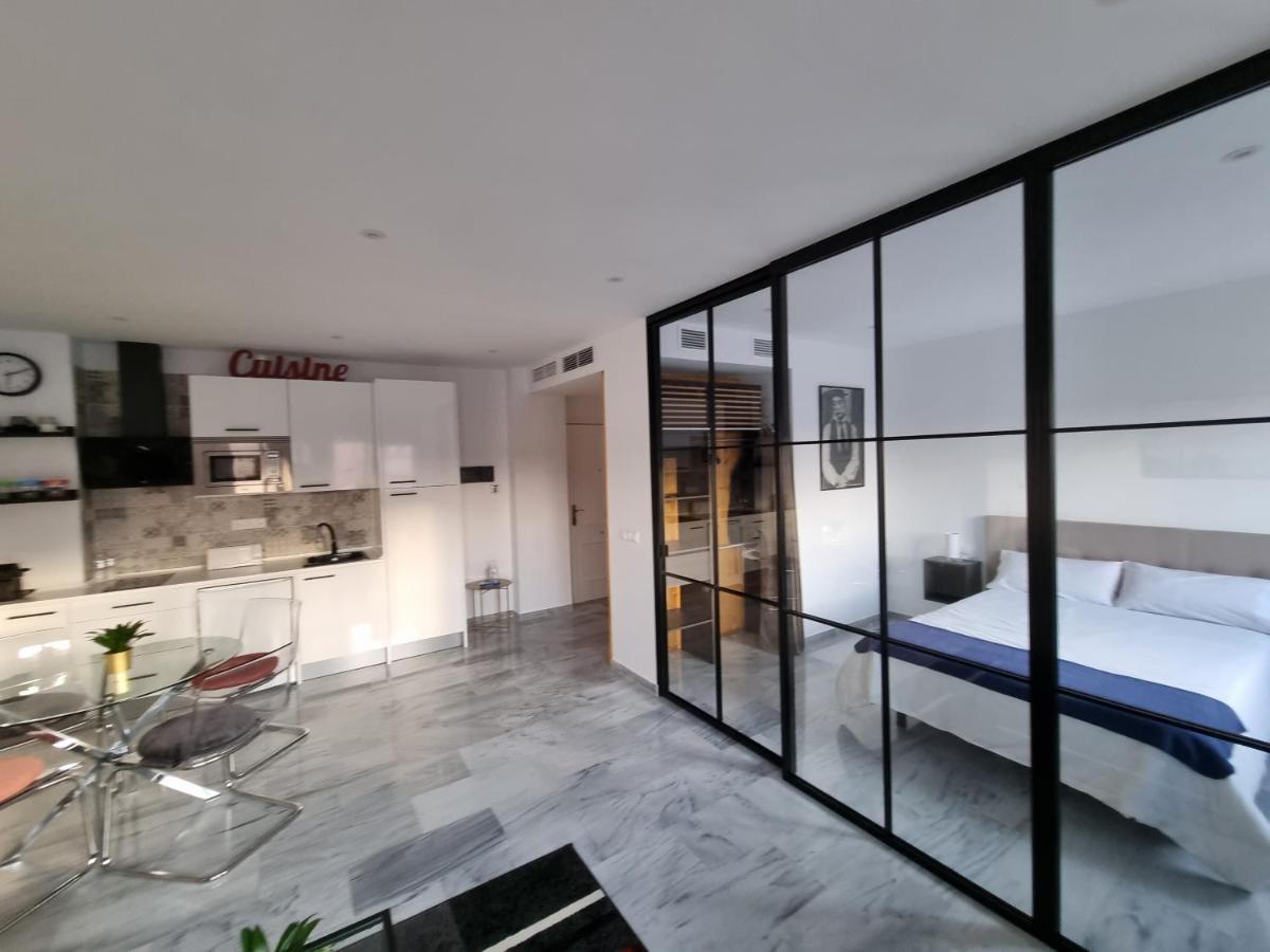 Atocha 3 Lägenhet Málaga Exteriör bild